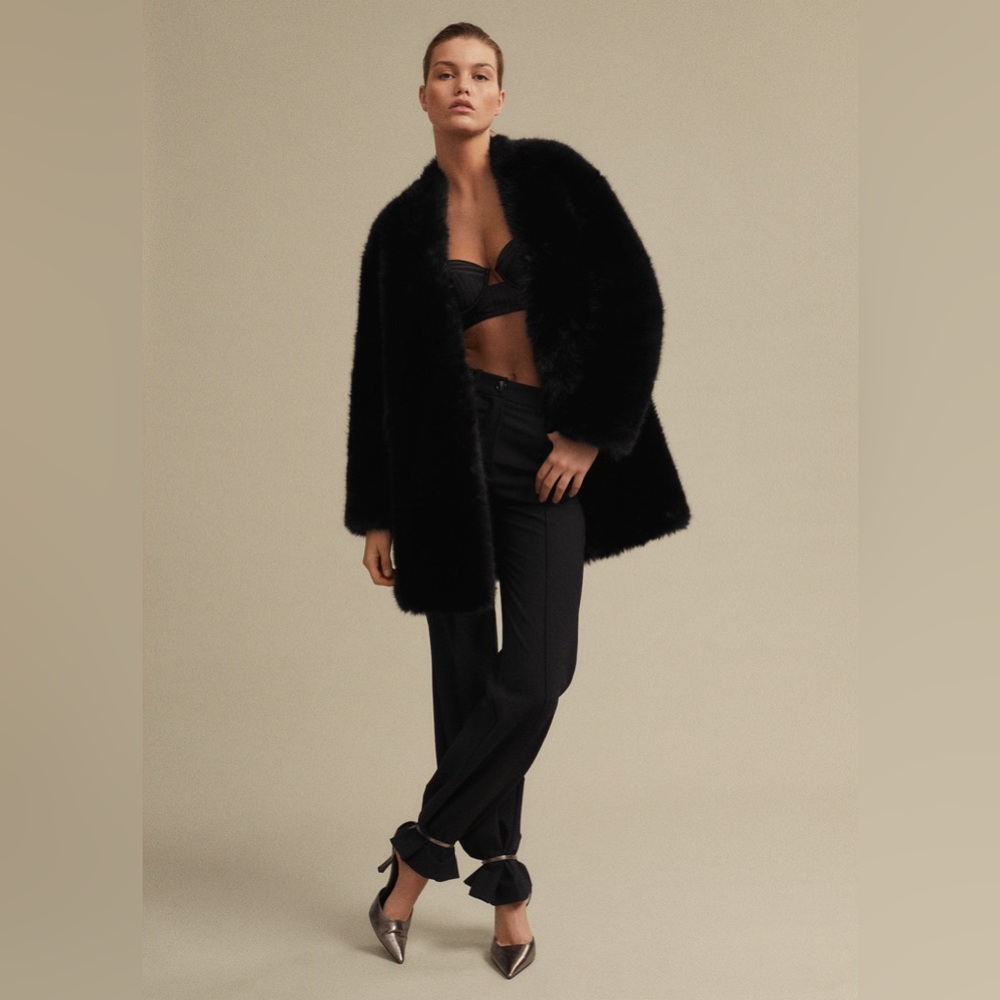 NWT Mango Oversized Faux Fur Coat